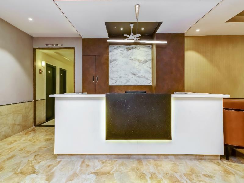 Capital O 28086 Sindhura Grand Otel Haydarabad Dış mekan fotoğraf